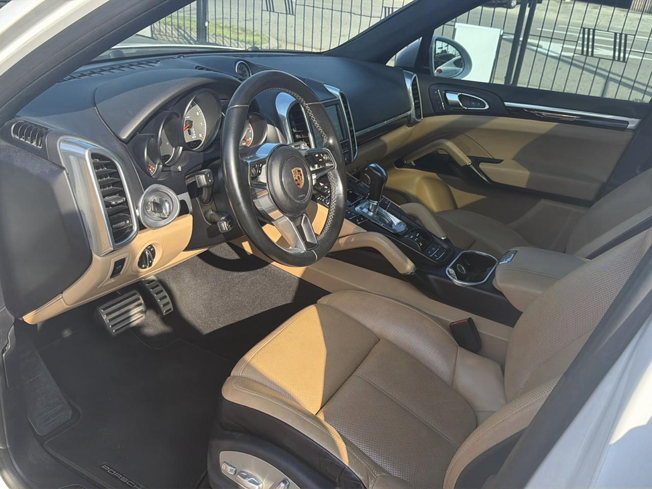 Porsche Cayenne  2016