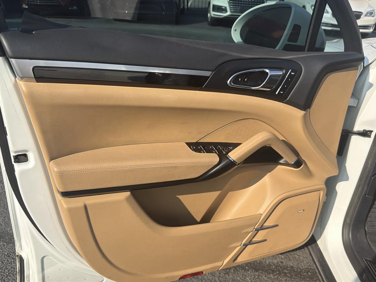 Porsche Cayenne  2016
