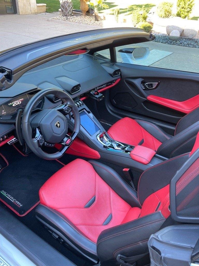 Lamborghini Huracan EVO  2020