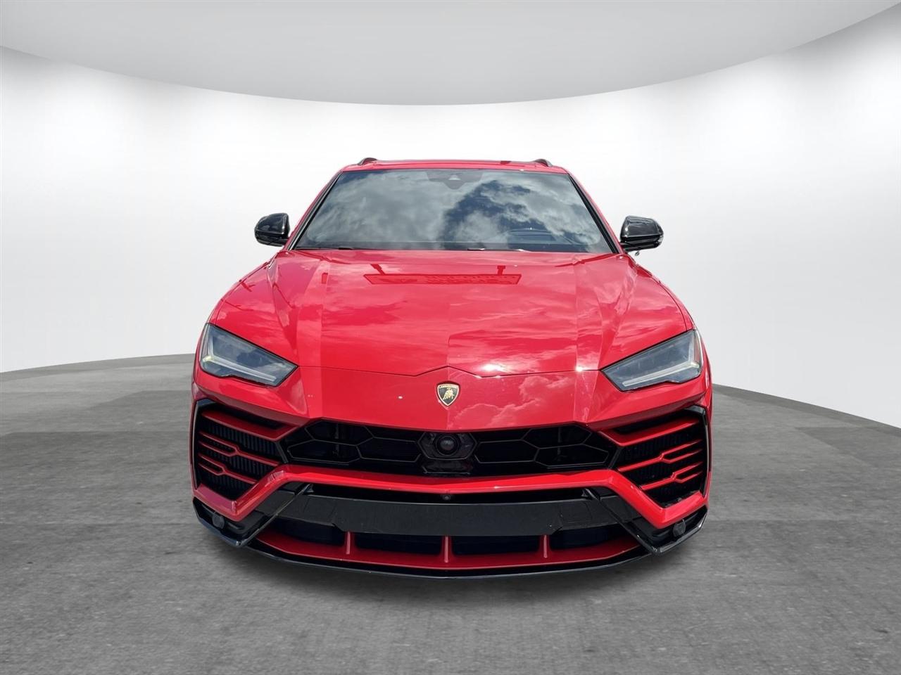 Lamborghini Urus  2020