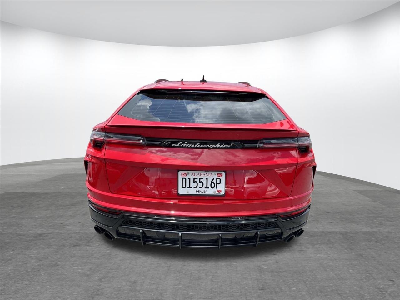 Lamborghini Urus  2020