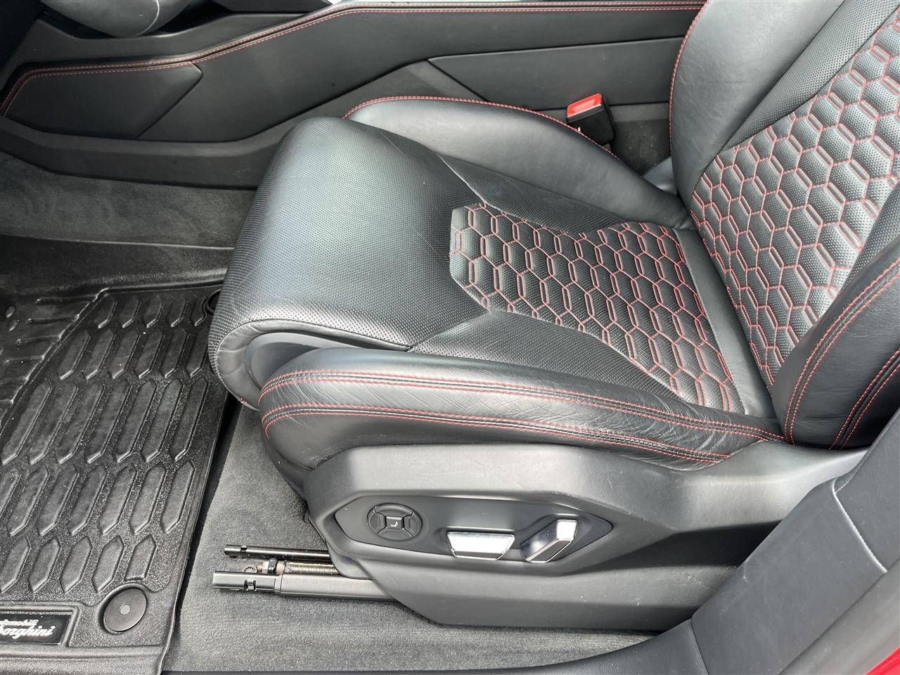 Lamborghini Urus  2020