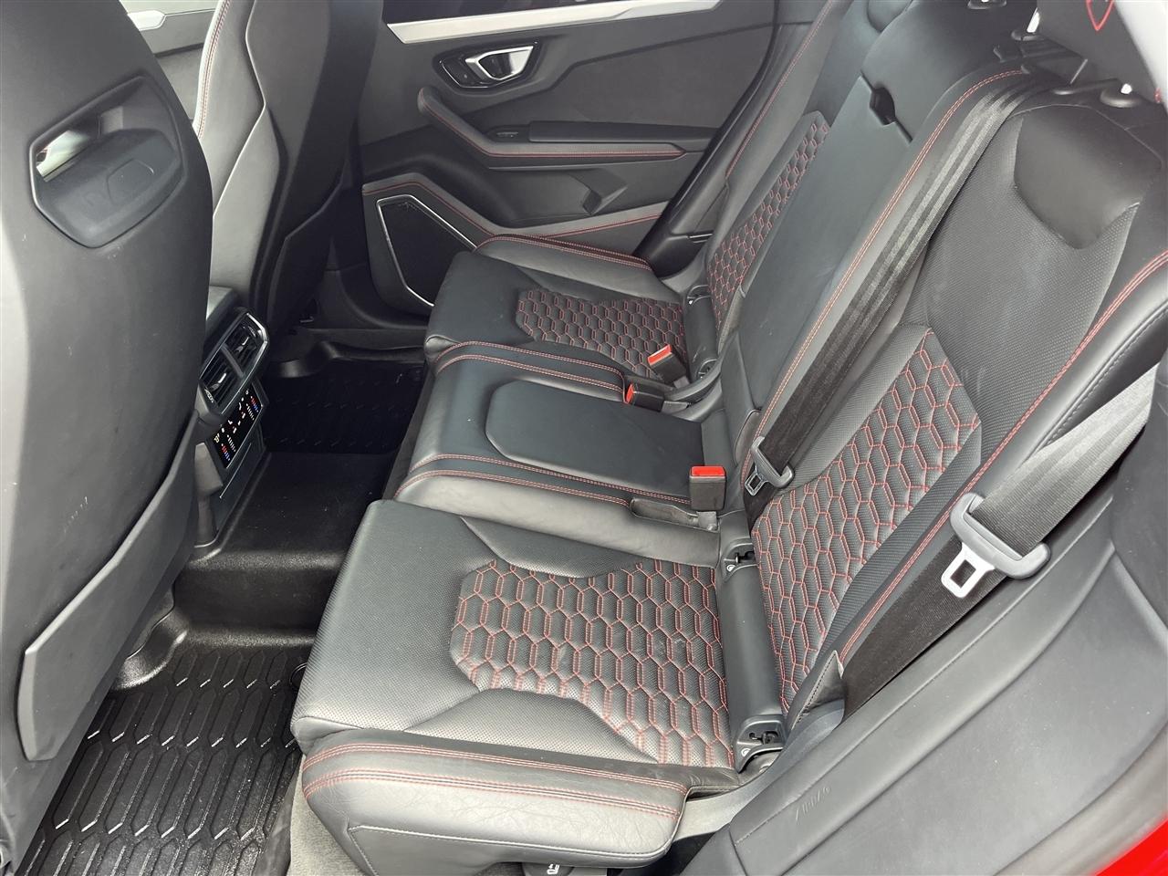 Lamborghini Urus  2020