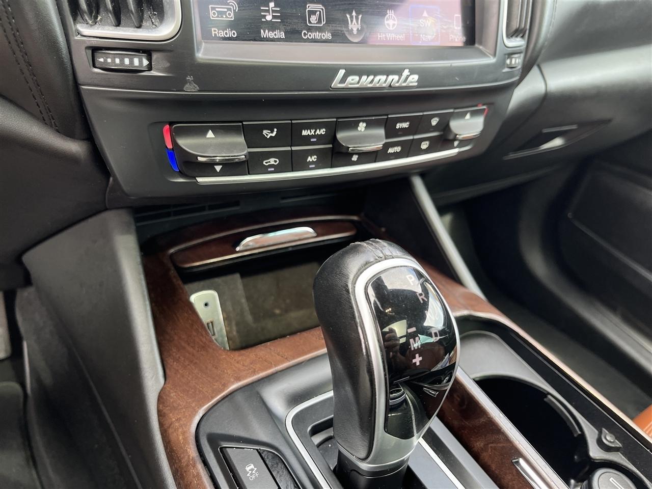 Maserati Levante  2017