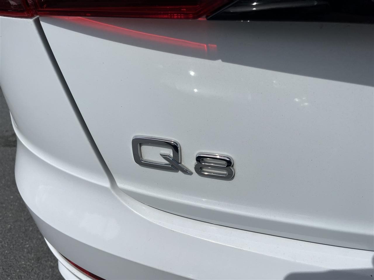 Audi Q8  2021