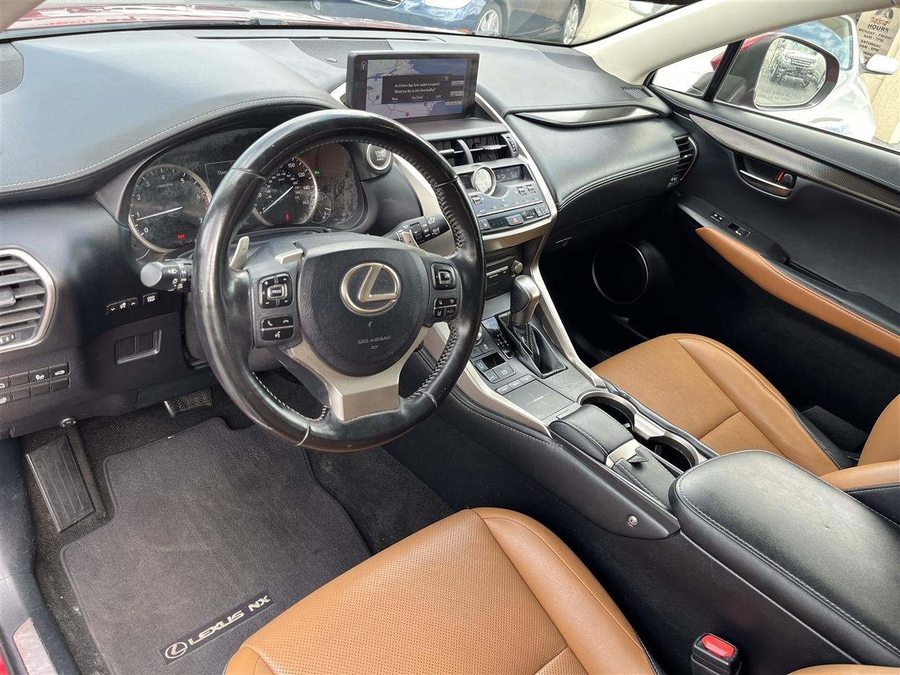 Lexus NX  2018