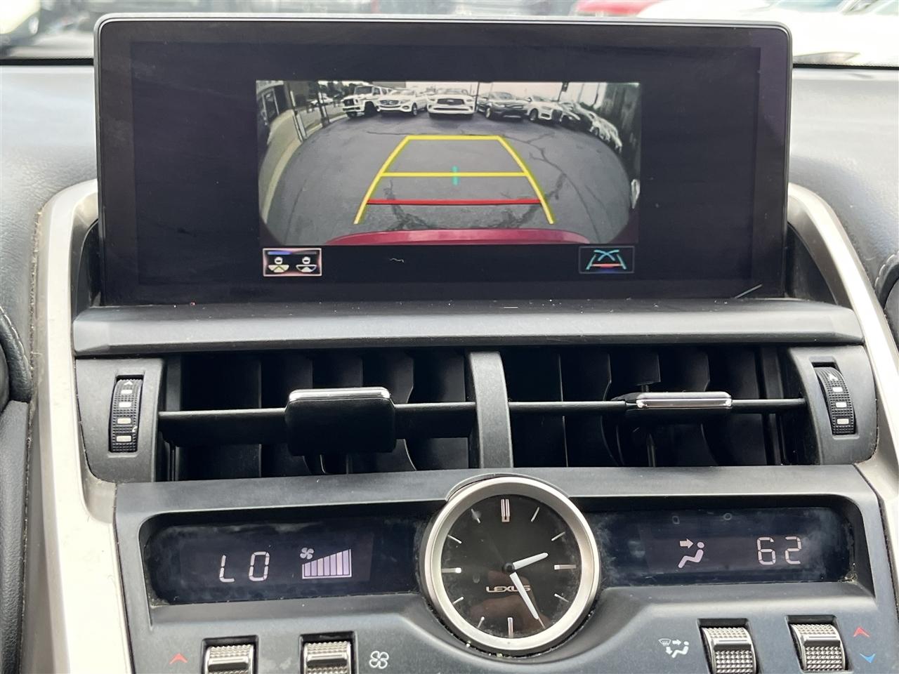 Lexus NX  2018