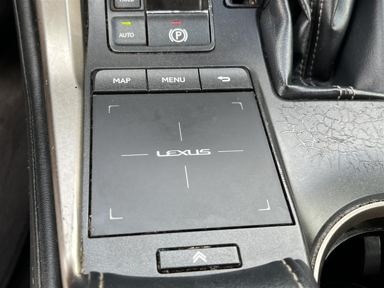 Lexus NX  2018