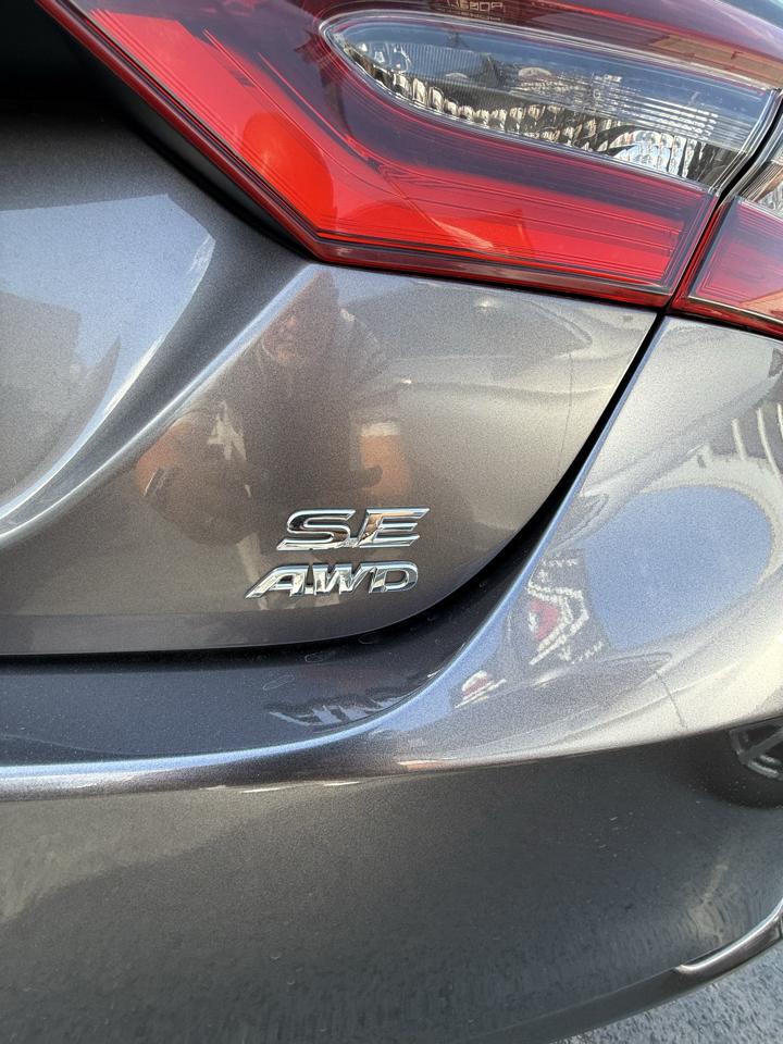 Toyota Camry  2023