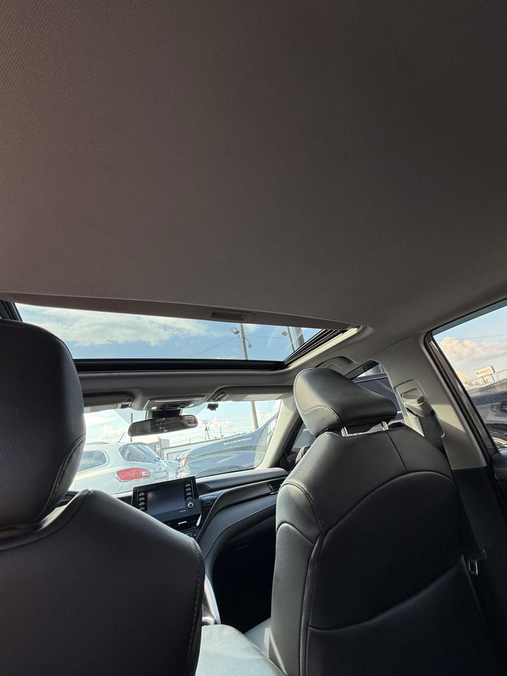 Toyota Camry  2023