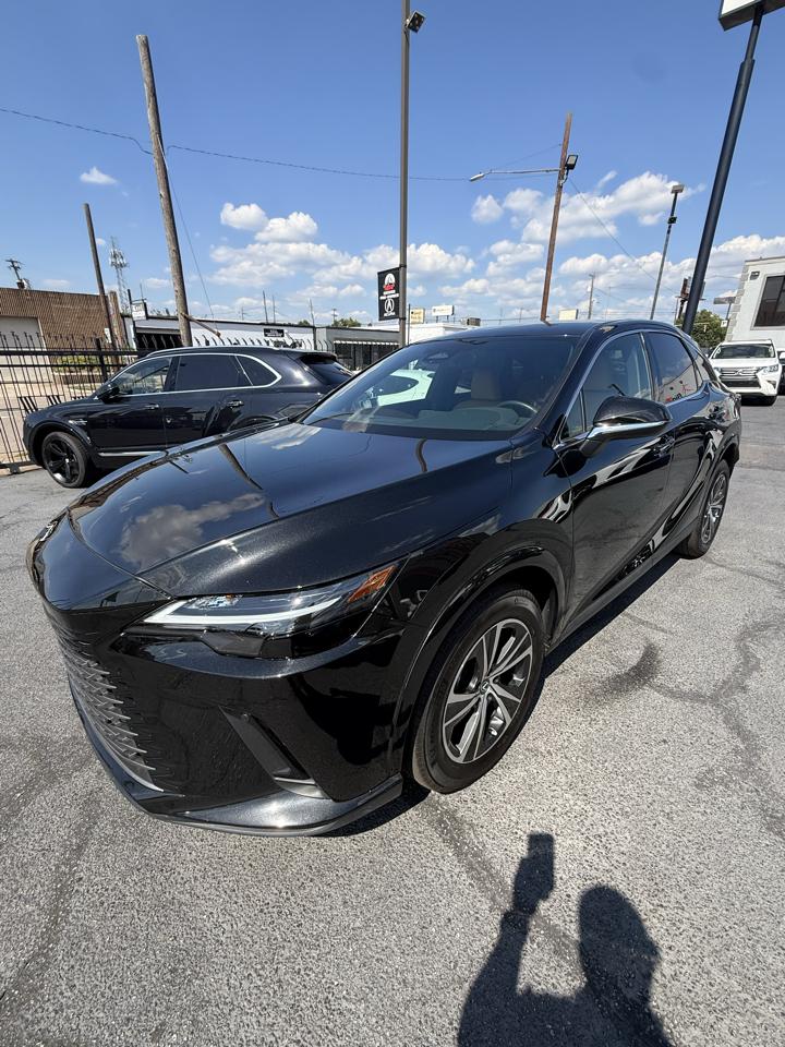 Lexus RX  2025