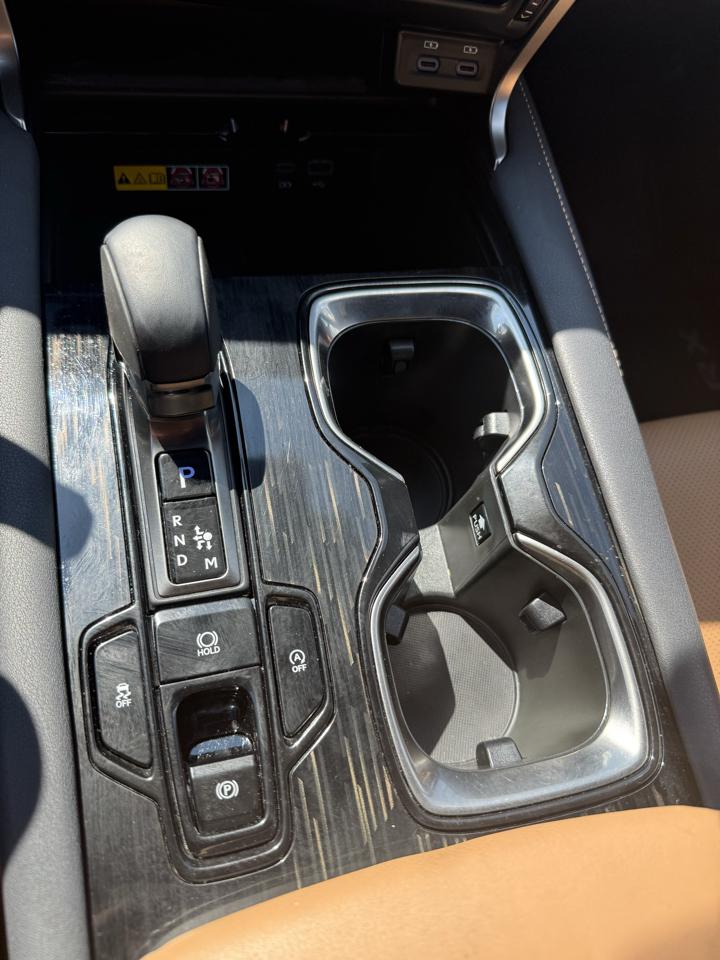 Lexus RX  2025