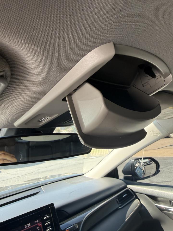 Toyota Camry SE 2021