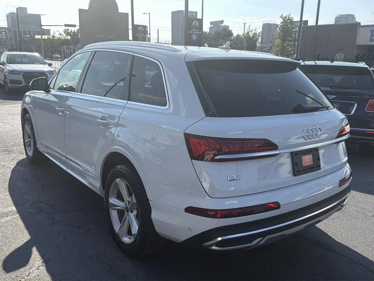 Audi Q7  2023