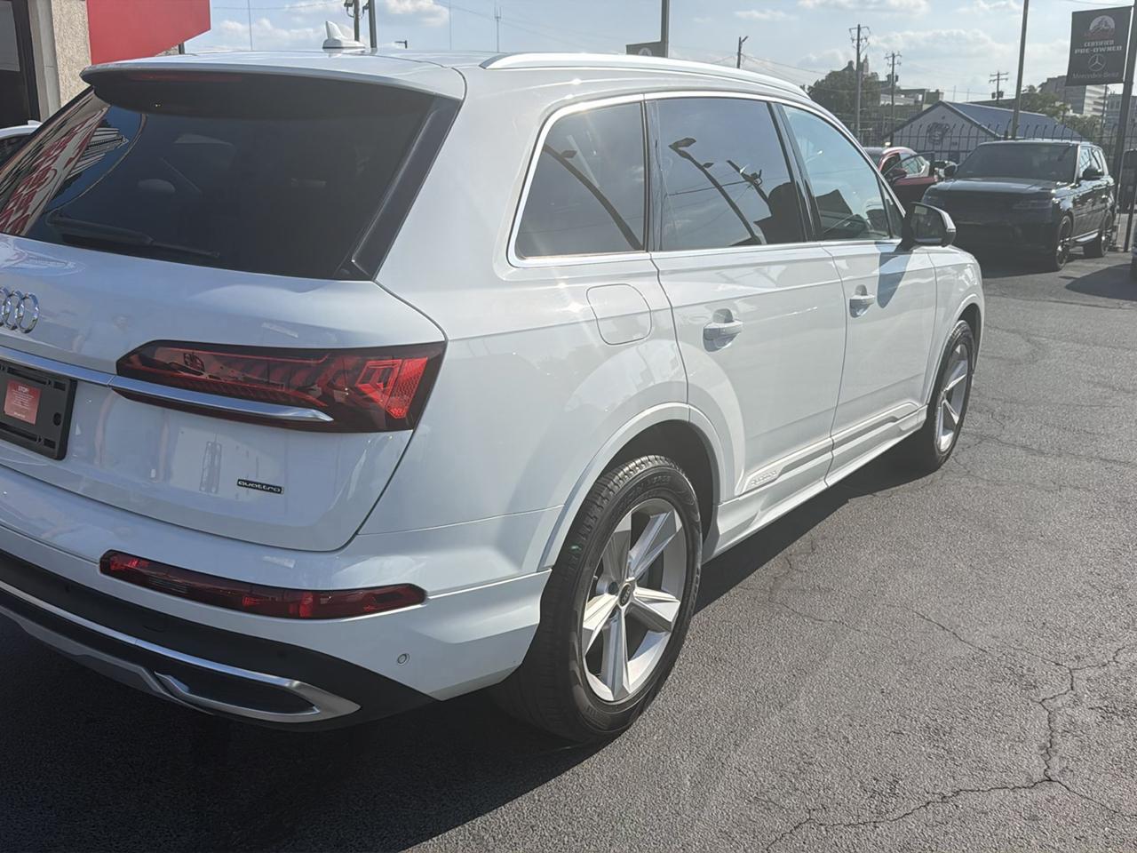 Audi Q7  2023