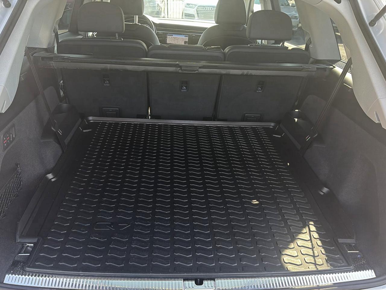 Audi Q7  2023