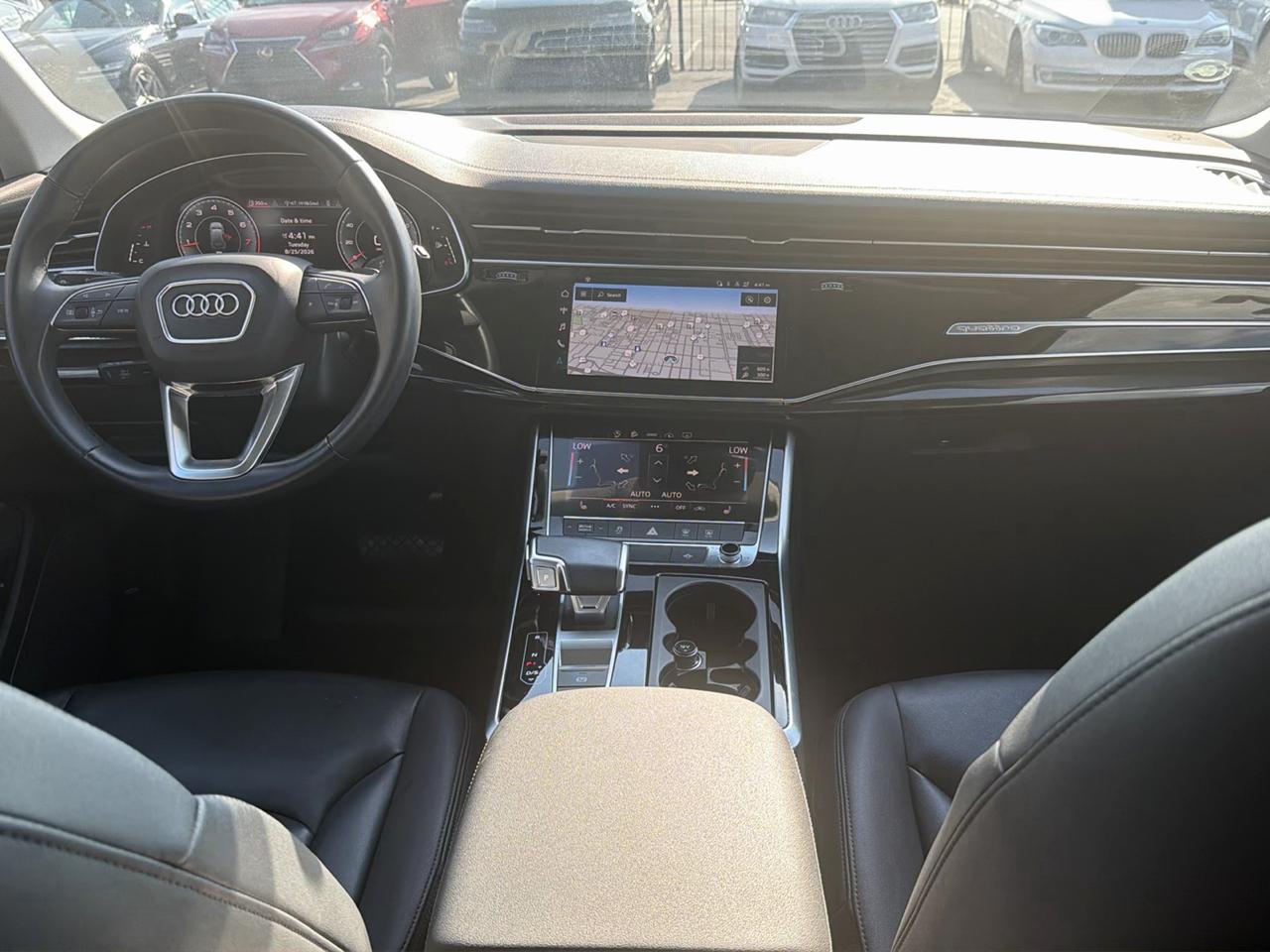 Audi Q7  2023