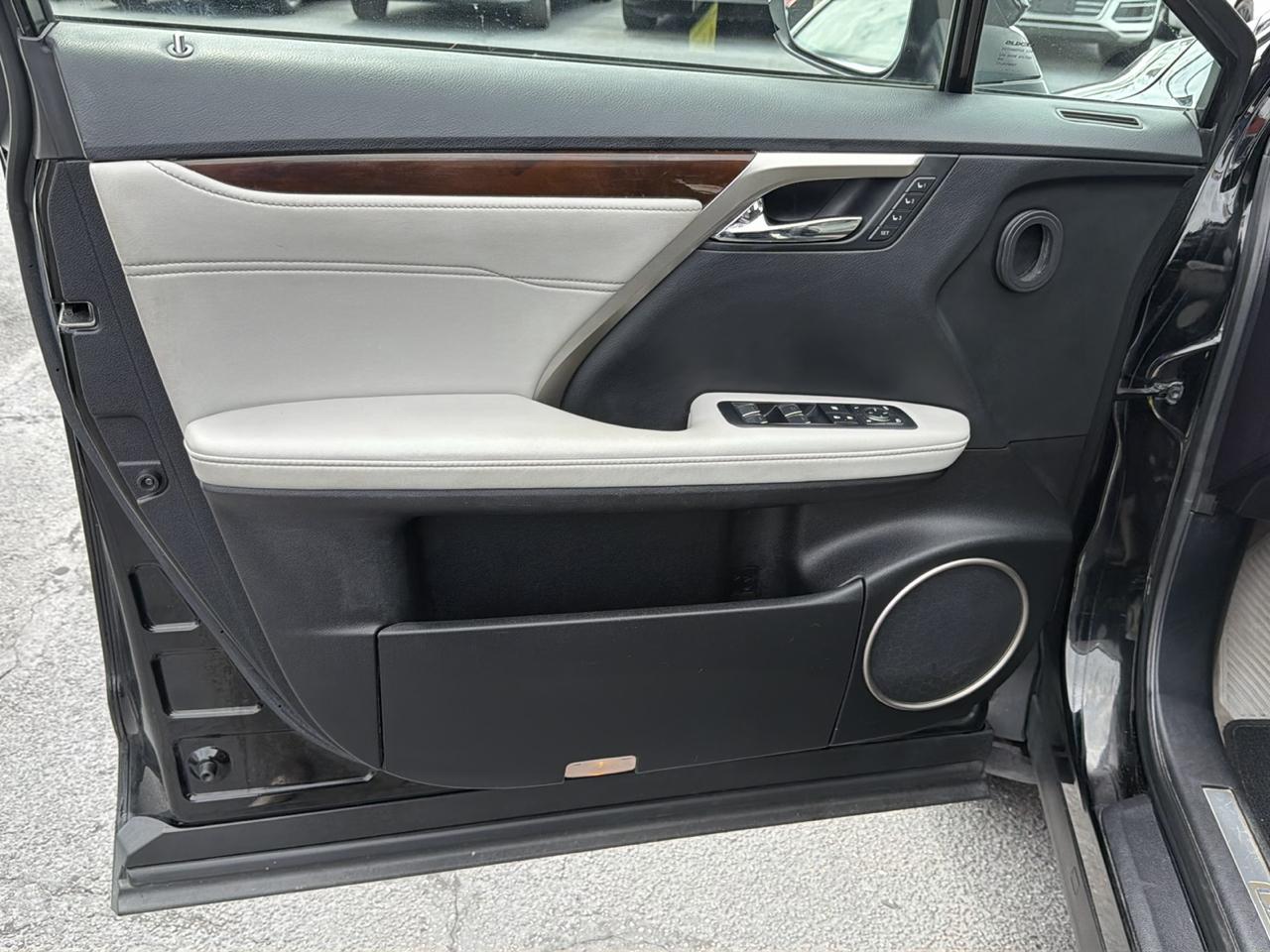 Lexus RX  2017