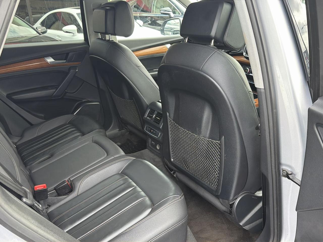 Audi Q5  2023
