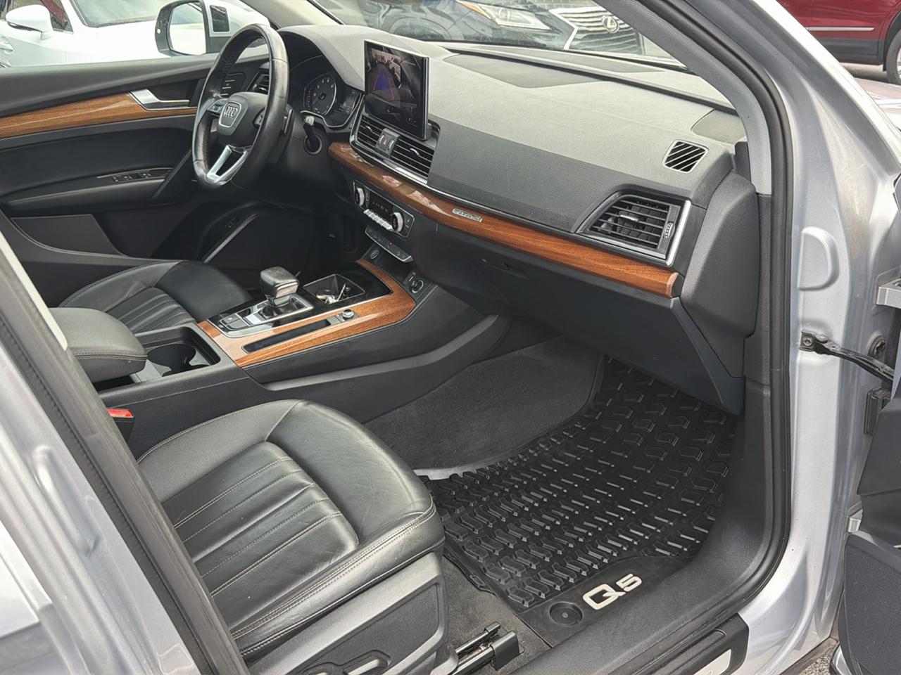 Audi Q5  2023