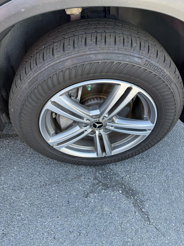 Mercedes-Benz GLC  2021