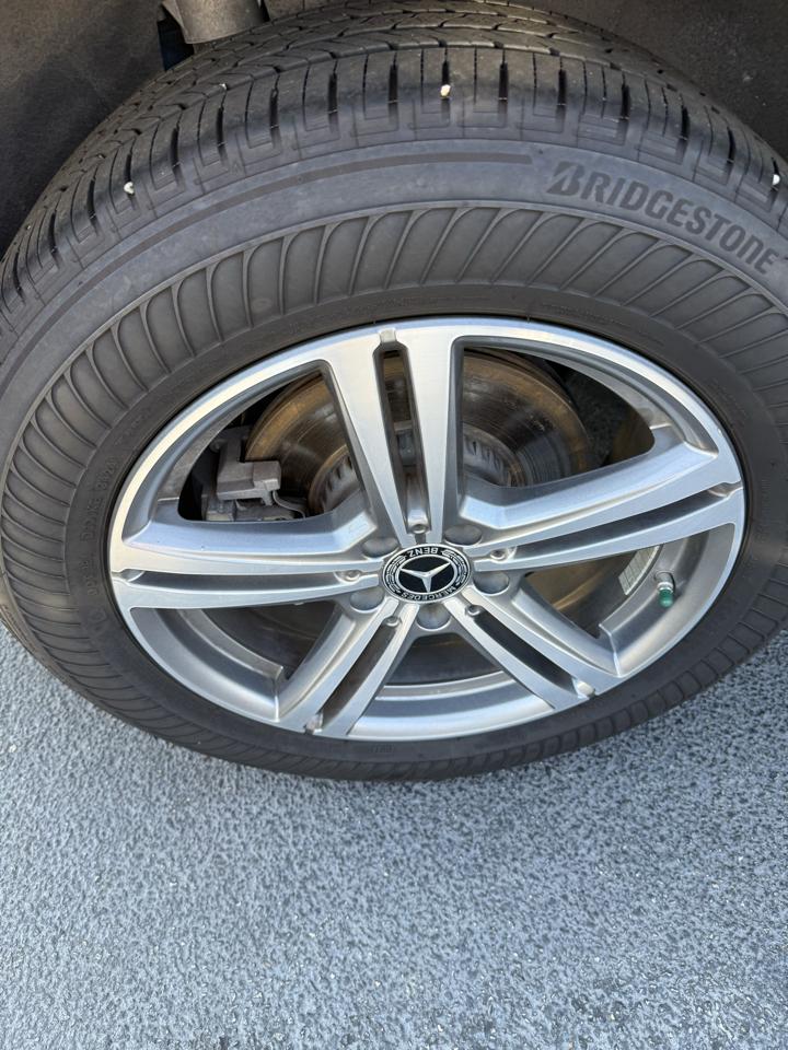 Mercedes-Benz GLC  2021