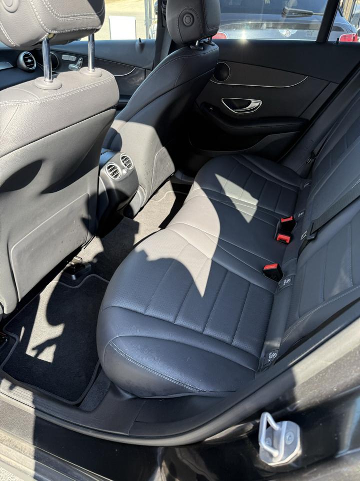 Mercedes-Benz GLC  2021