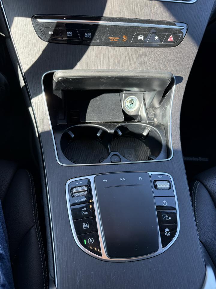 Mercedes-Benz GLC  2021