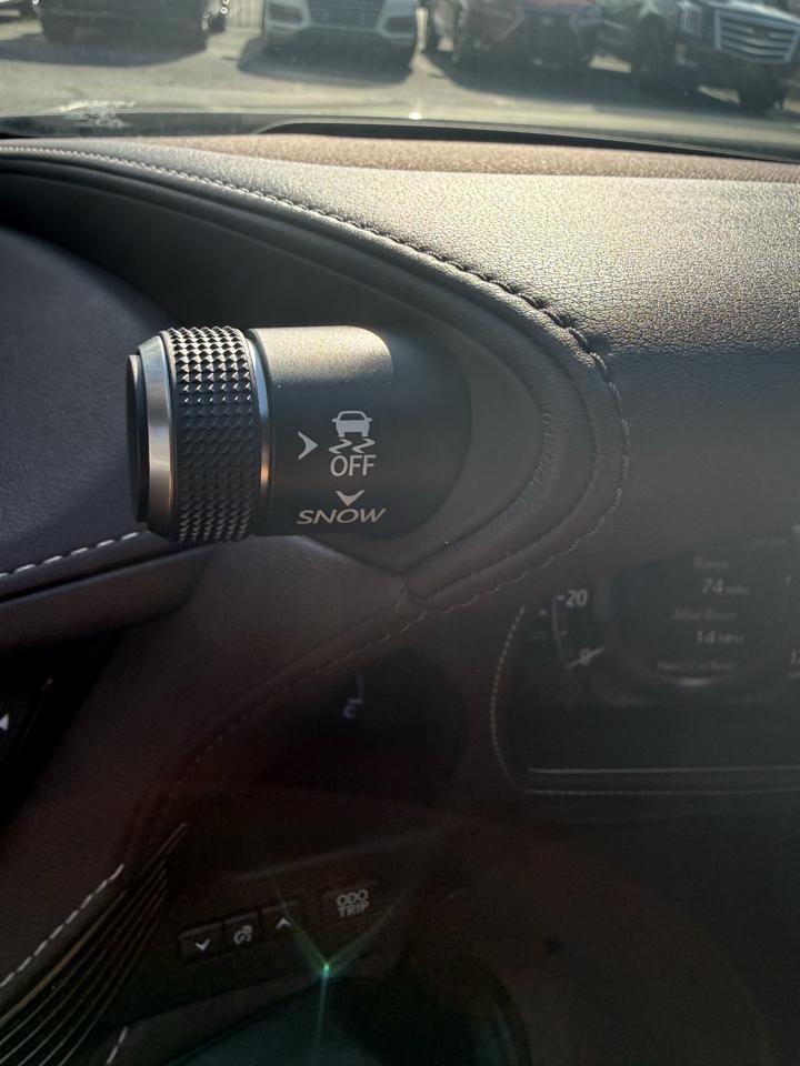 Lexus LS  2020