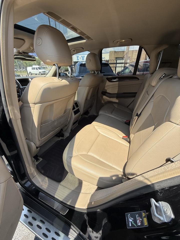 Mercedes-Benz M-Class  2015
