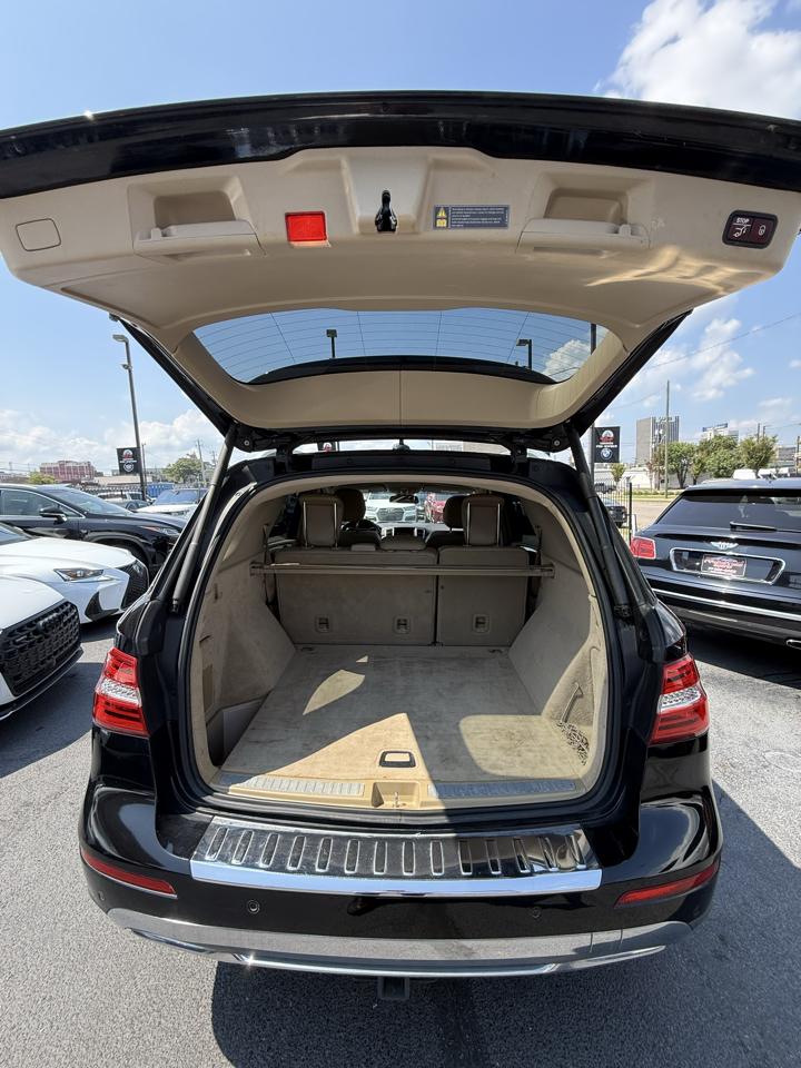 Mercedes-Benz M-Class  2015