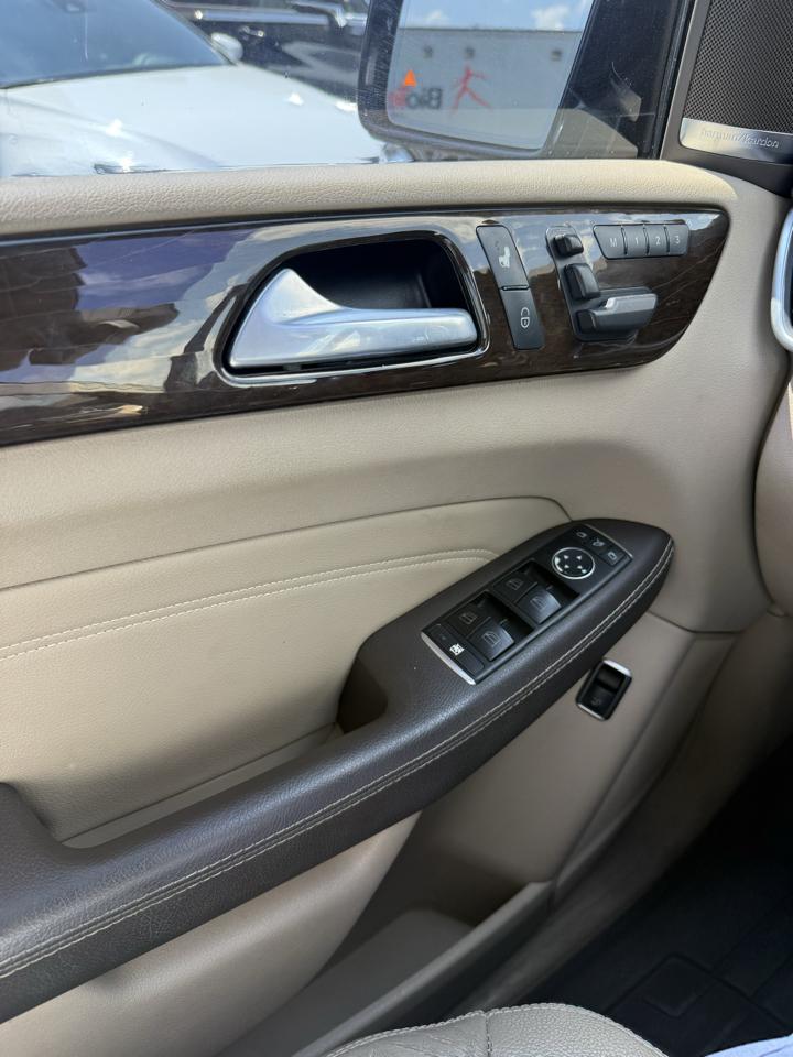 Mercedes-Benz M-Class  2015