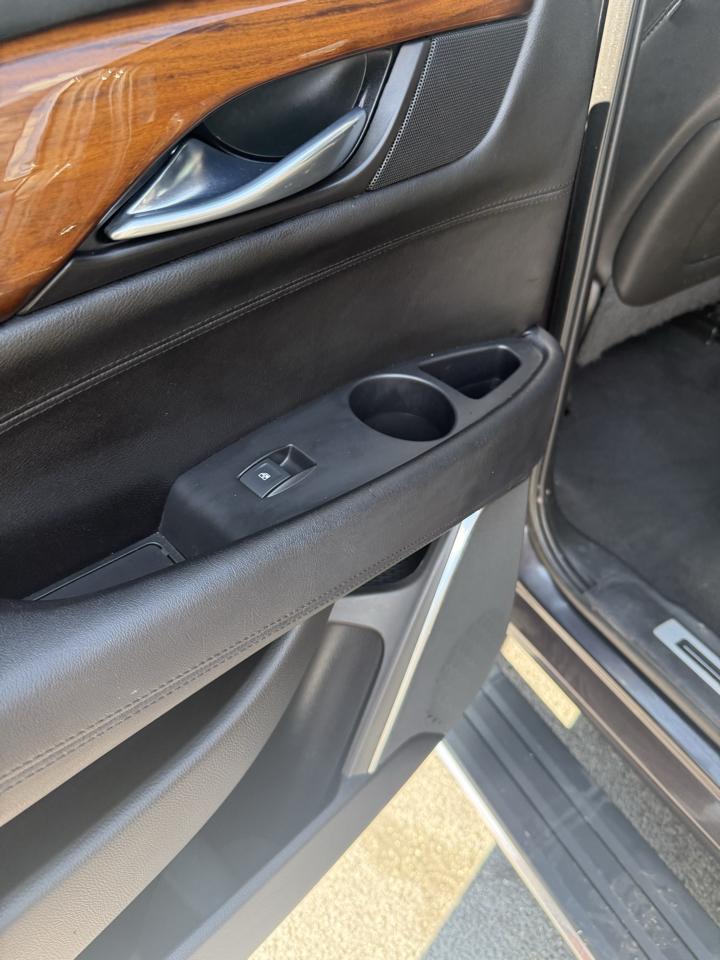 Cadillac Escalade ESV  2015
