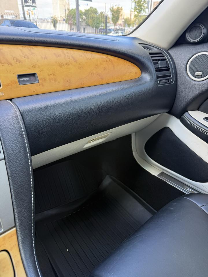 Lexus SC 430 Base 2002