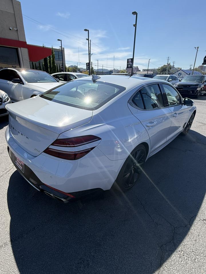 Genesis G70  2023