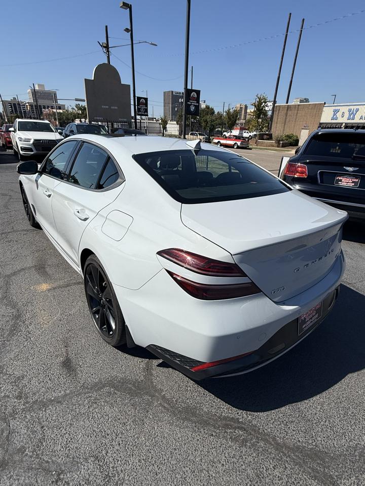 Genesis G70  2023
