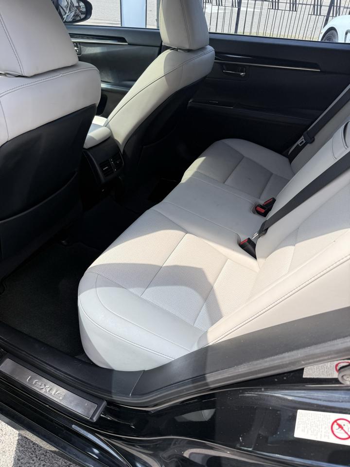 Lexus ES 350  2016