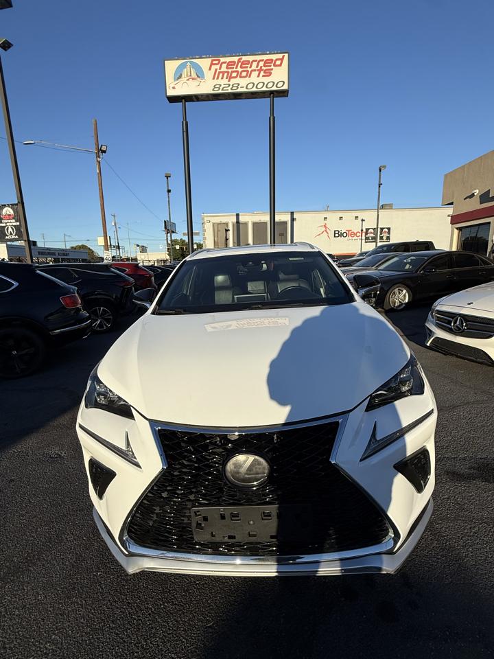 Lexus NX  2018