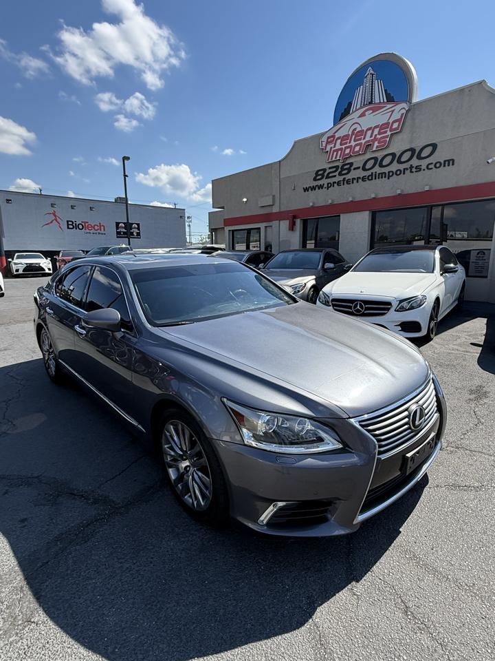 Lexus LS 460  2013