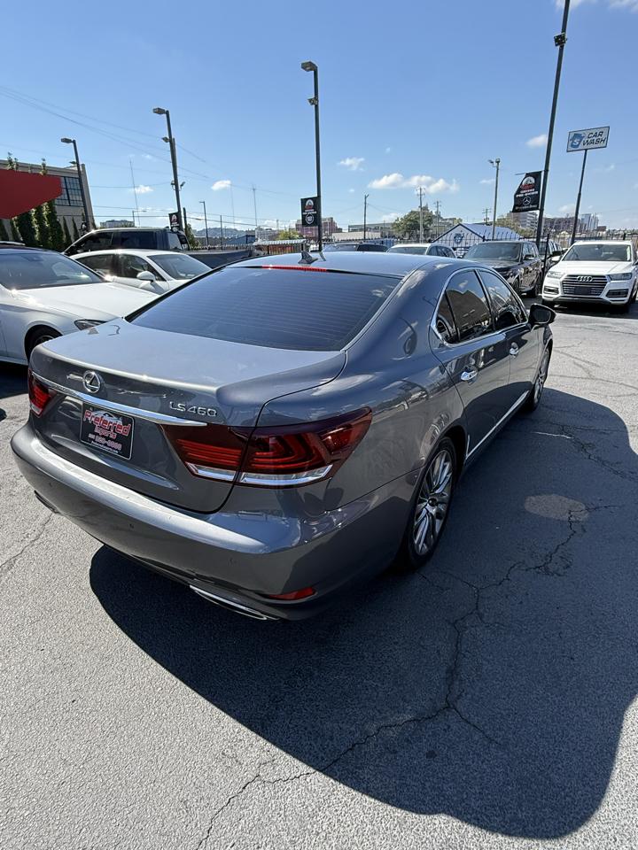 Lexus LS 460  2013