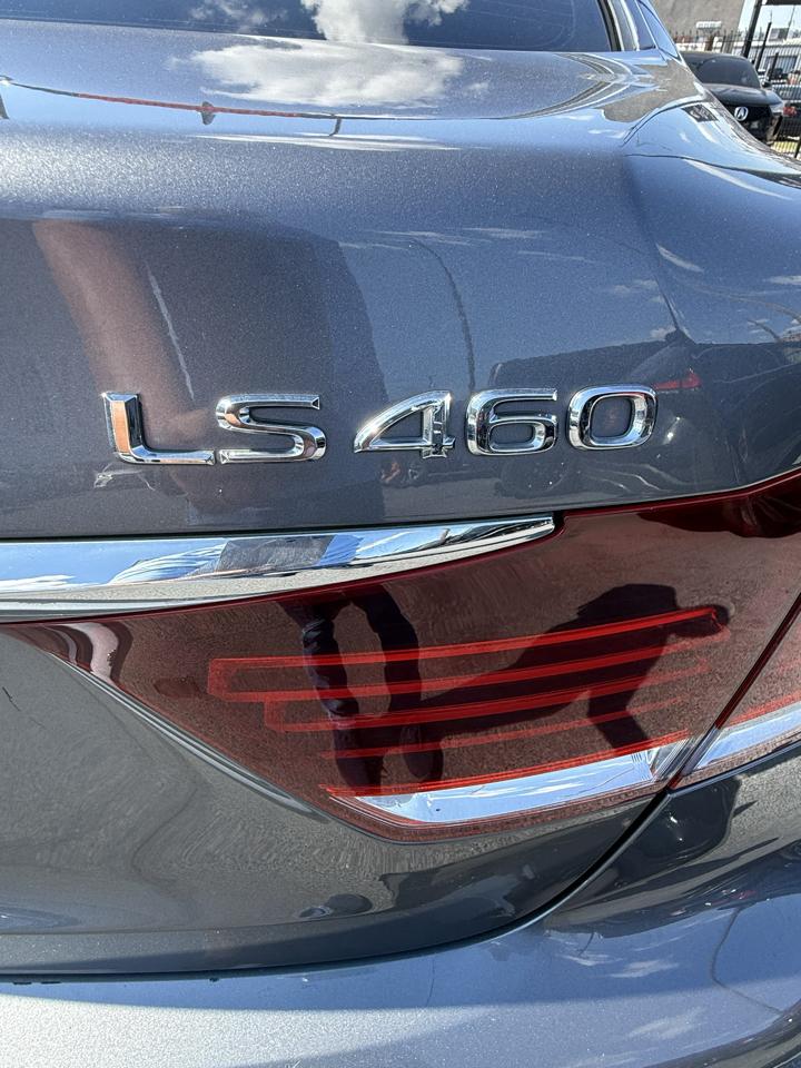 Lexus LS 460  2013