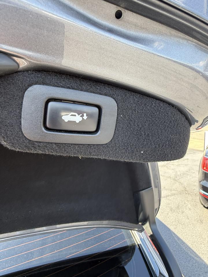 Lexus LS 460  2013