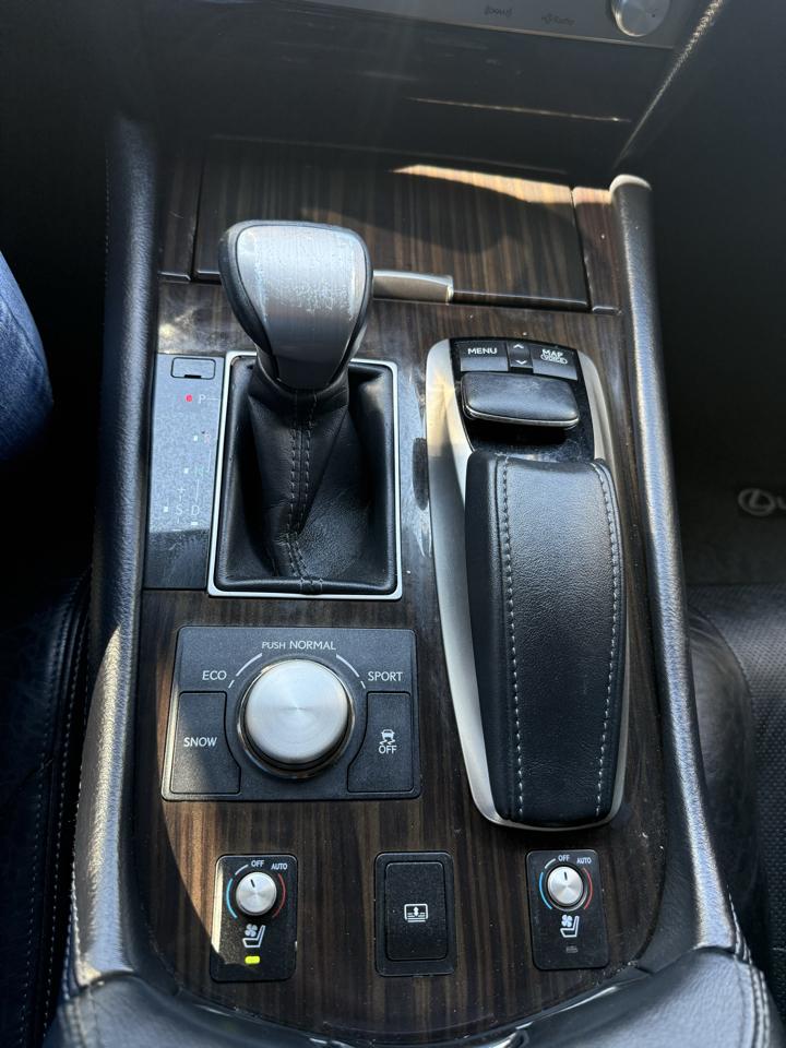 Lexus LS 460  2013