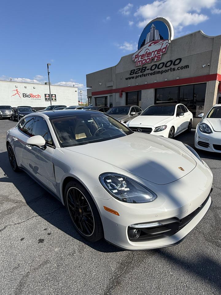 Porsche Panamera  2023