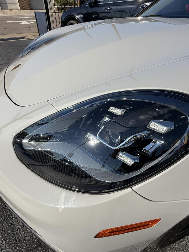 Porsche Panamera  2023