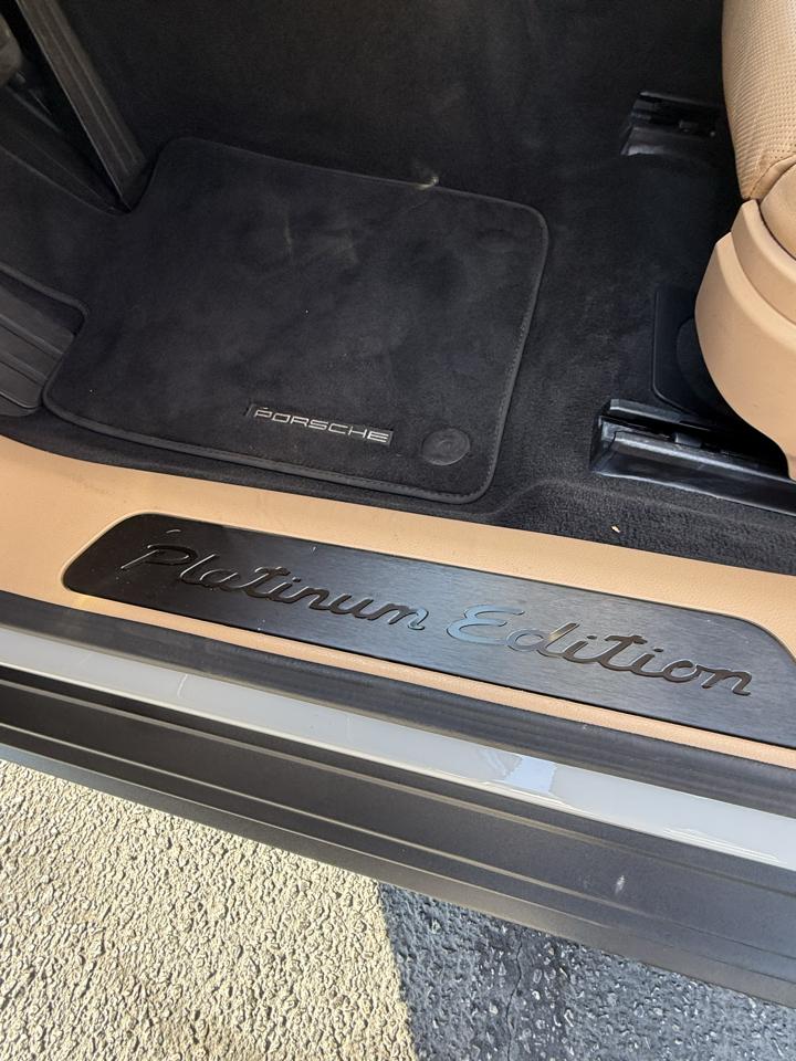 Porsche Panamera  2023