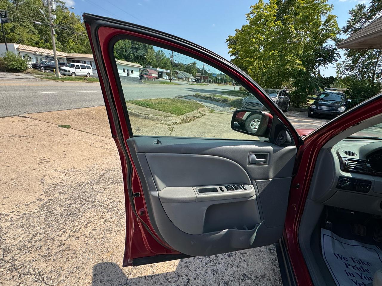 Ford Five Hundred SEL FWD 2007