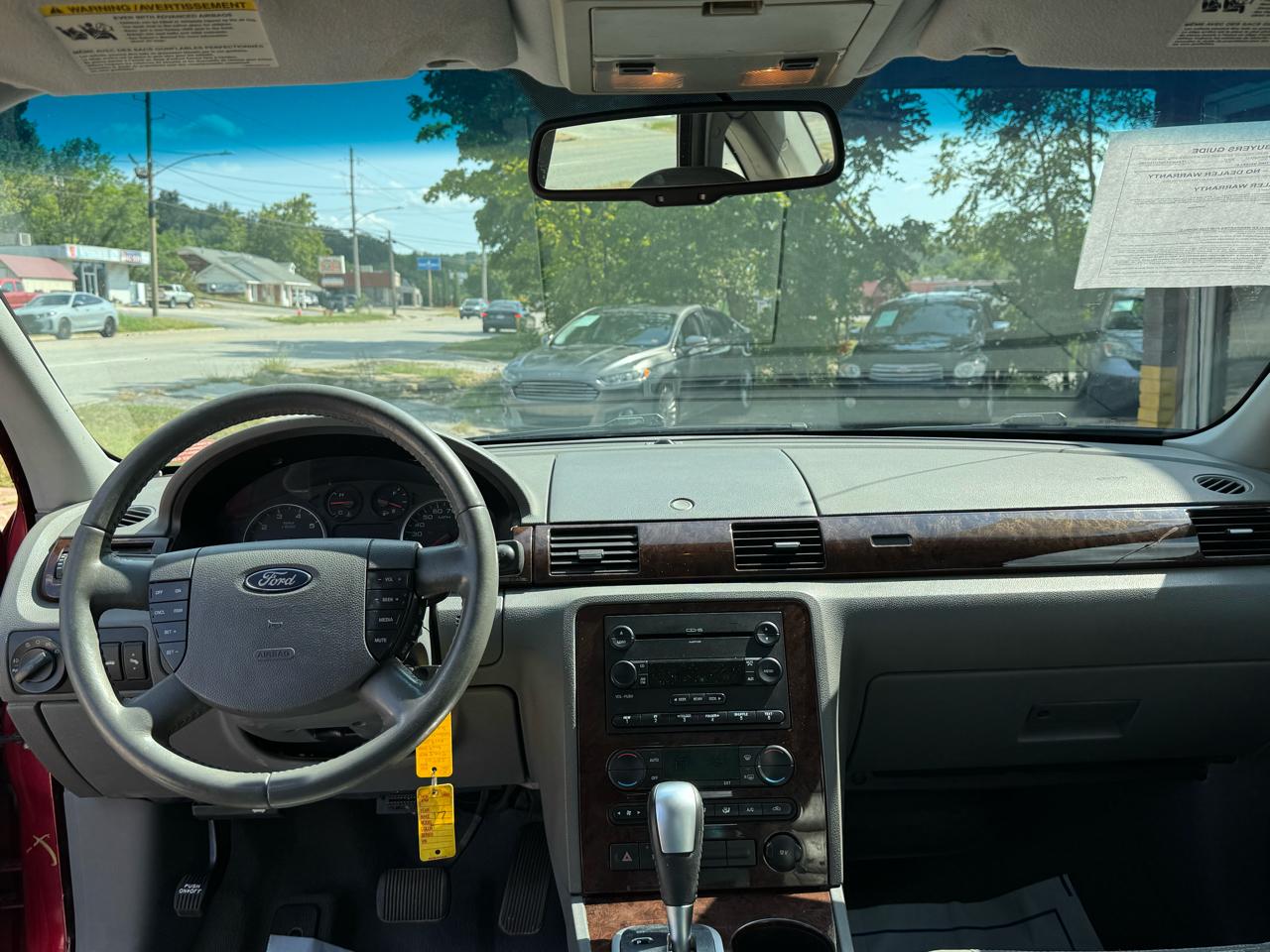 Ford Five Hundred SEL FWD 2007