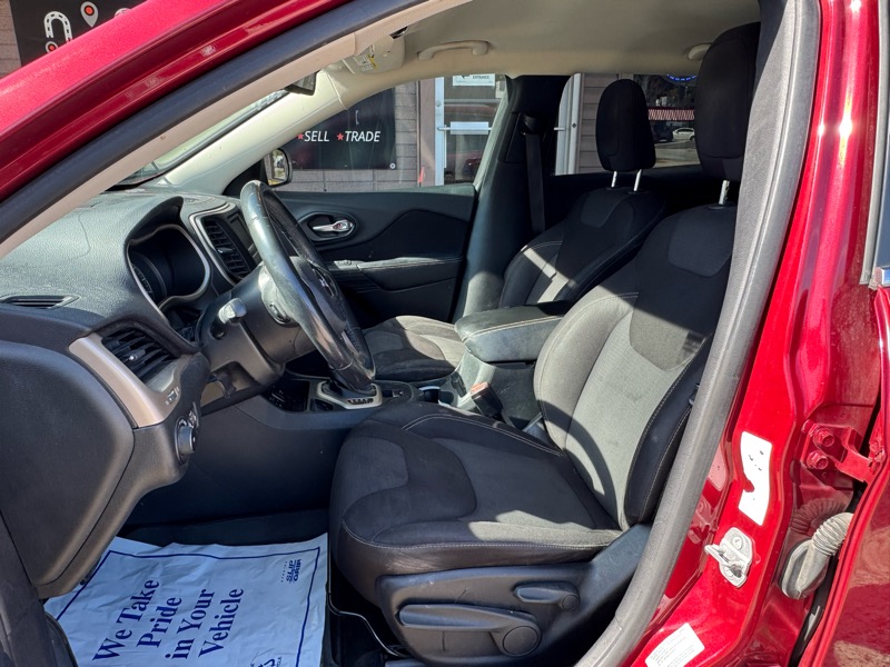 Jeep Cherokee Latitude FWD 2015 Jeep Cherokee Latitude FWD 2015