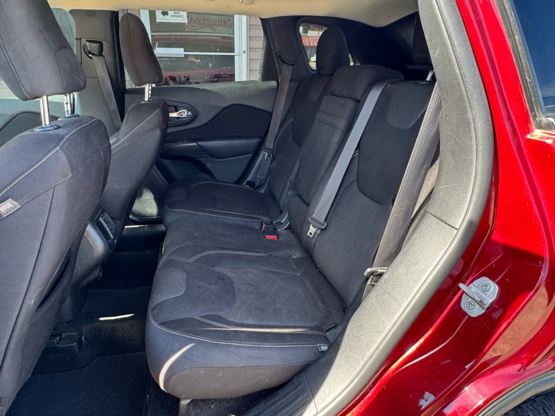 Jeep Cherokee Latitude FWD 2015 Jeep Cherokee Latitude FWD 2015